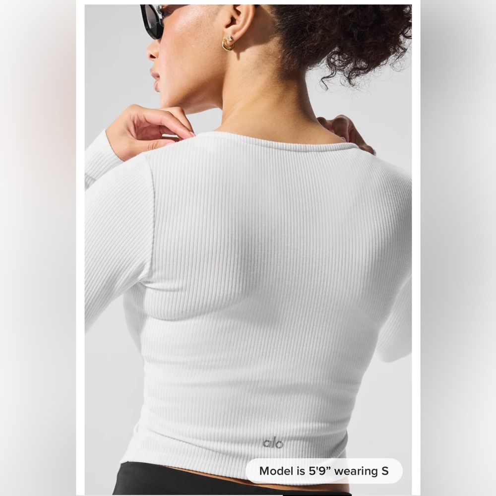 ALO Yoga Stardust White Long Sleeve Top - Picture 2 of 4